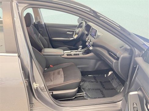 Used 2020 Nissan Sentra SR image 12