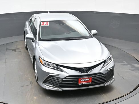 Used 2023 Toyota Camry LE image 32