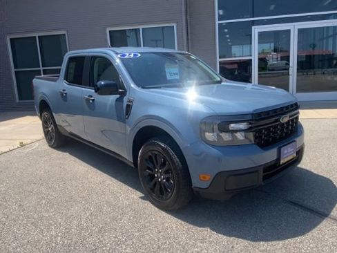 Certified 2024 Ford Maverick XLT w/ XLT Luxury Package AWD/4WD image 4
