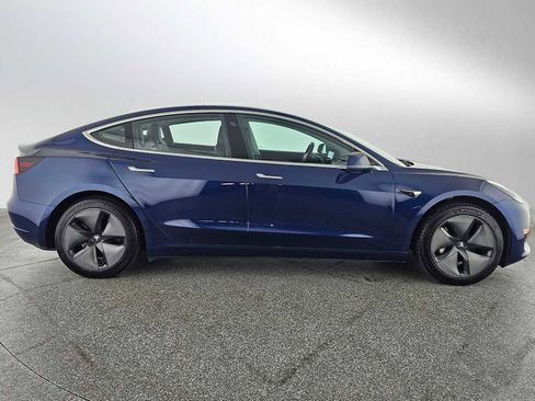 Used 2018 Tesla Model 3 Long Range image 2