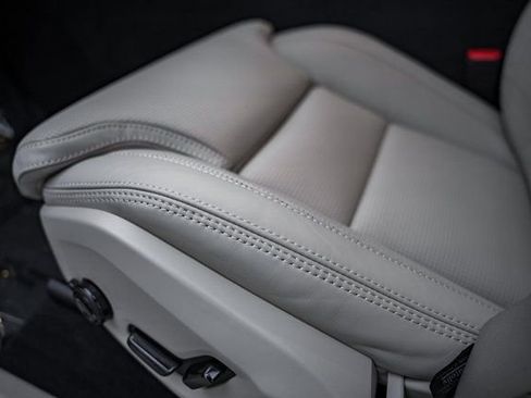 New 2026 Volvo XC60 B5 Ultra w/ Protection Package Premier image 35