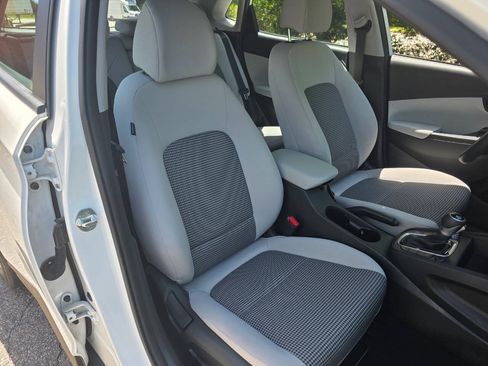 Used 2022 Hyundai Kona SE w/ Cargo Package FWD image 31