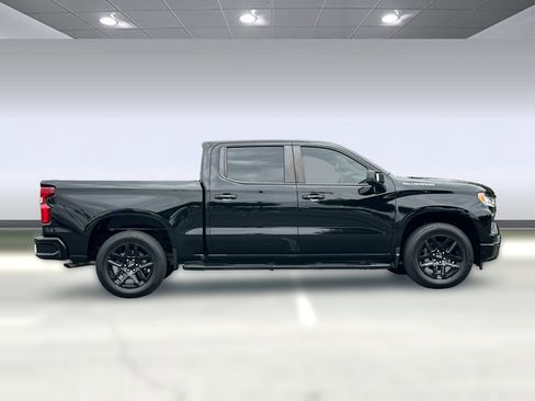 Used 2024 Chevrolet Silverado 1500 RST w/ Convenience Package II RWD image 7