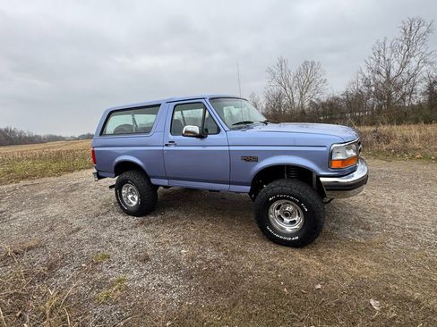 Used 1996 Ford Bronco Custom image 5