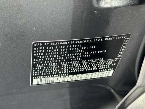 Certified 2023 Volkswagen Tiguan SE image 30