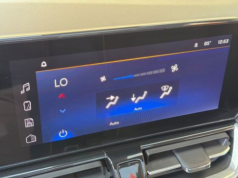 Used 2024 Chevrolet TrailBlazer ACTIV w/ Convenience Package image 6