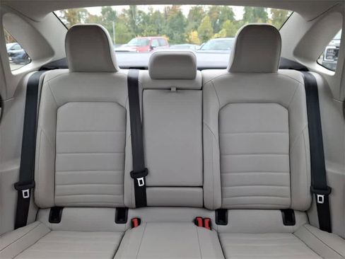 Used 2023 Volkswagen Jetta SE image 13