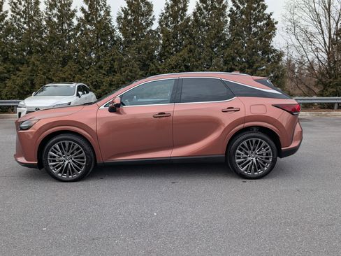 Certified 2025 Lexus RX 450h AWD w/ Convenience Package image 6