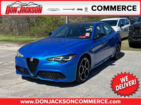 Used 2024 Alfa Romeo Giulia Veloce image 1
