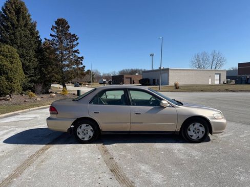 Used 2002 Honda Accord LX image 5