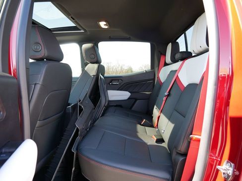 New 2026 GMC Canyon AT4X AWD/4WD image 9