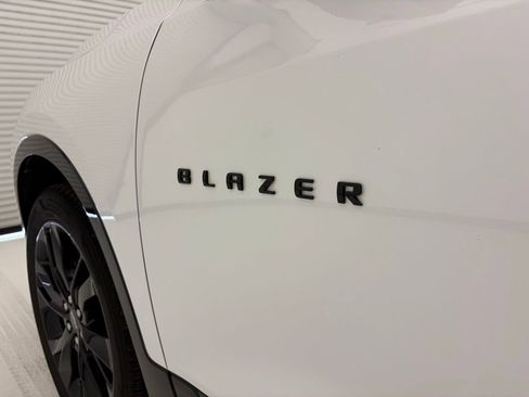 Certified 2021 Chevrolet Blazer RS w/ Driver Confidence II Package FWD image 31