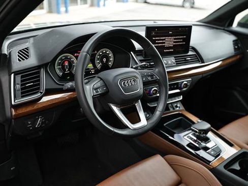 Used 2023 Audi Q5 e Premium Plus image 20
