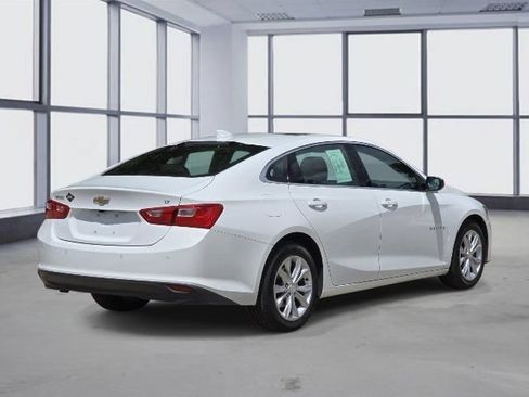 Used 2024 Chevrolet Malibu LT FWD image 7