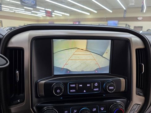 Used 2017 GMC Sierra 1500 Denali AWD/4WD image 31