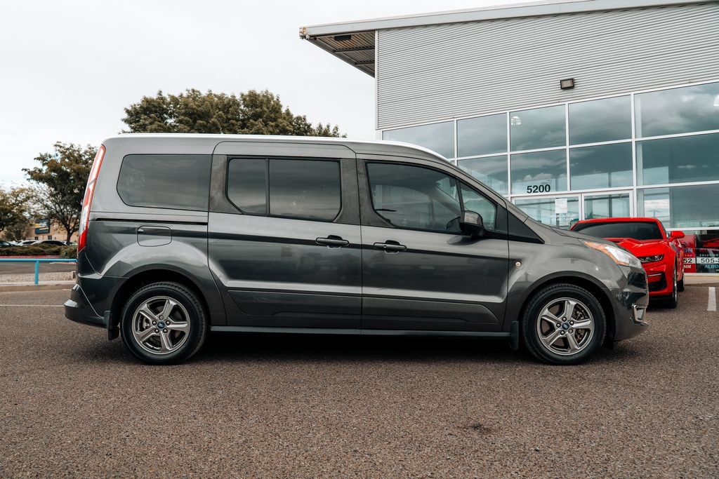 Used 2019 Ford Transit Connect Titanium w/ Titanium Premium Package FWD image 8
