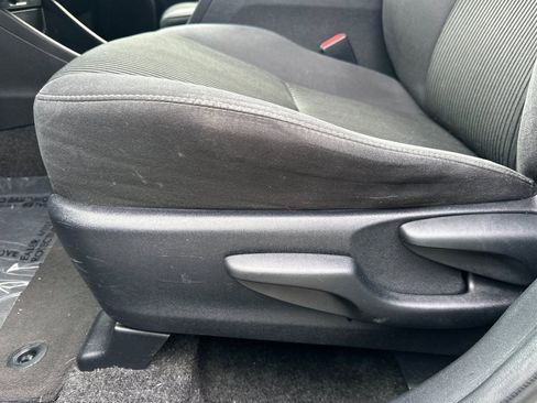 Used 2017 Toyota Prius V Two w/ Carpet Mat Package image 14