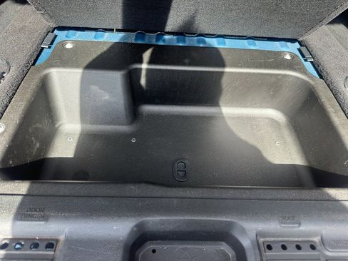 Used 2025 Jeep Wrangler Unlimited Rubicon image 39