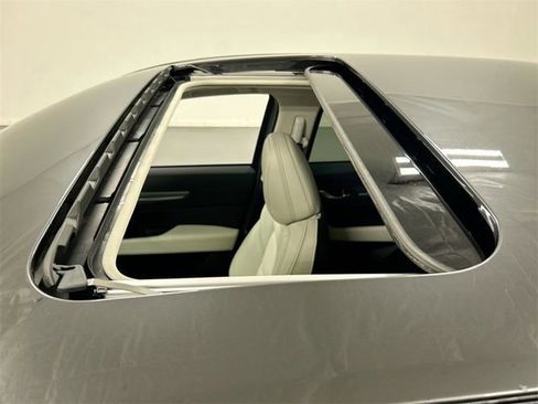 New 2025 MAZDA CX-5 AWD 2.5 S w/ Premium Plus Pkg image 8