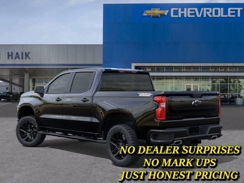 New 2026 Chevrolet Silverado 1500 Custom Trail Boss w/ LPO, Dark Essentials Package image 3