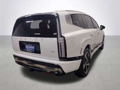 New 2026 Hyundai Ioniq 9 Calligraphy AWD/4WD image 13