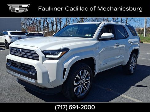 Used 2025 Toyota 4Runner Limited image 3