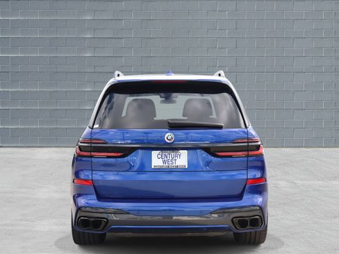 Used 2025 BMW X7 M60i image 5