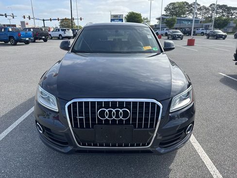 Used 2017 Audi Q5 2.0T Premium Plus w/ Technology Package image 7