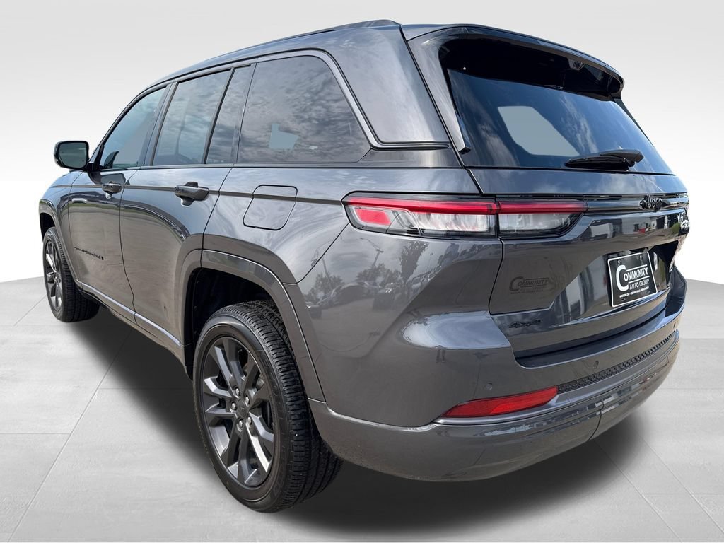 Used 2026 Jeep Grand Cherokee Limited AWD/4WD image 3
