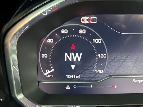 Used 2025 GMC Sierra 1500 Elevation w/ LPO, Elevation Black Package image 25