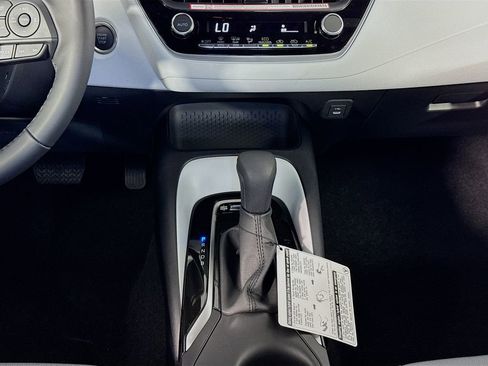 New 2026 Toyota Corolla SE image 31