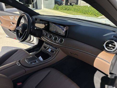 Used 2022 Mercedes-Benz E 350 Sedan w/ Driver Assistance Package image 33