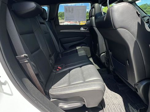 Used 2022 Jeep Grand Cherokee Limited w/ Trailer Tow Group IV AWD/4WD image 15