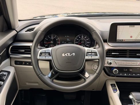 Used 2022 Kia Telluride EX FWD image 31