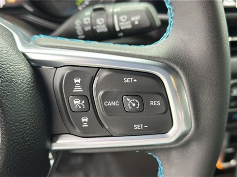 Used 2024 Jeep Wrangler High Altitude image 13