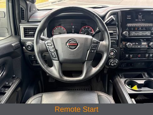 Used 2022 Nissan Titan PRO-4X w/ Pro-4x Convenience Package AWD/4WD image 12