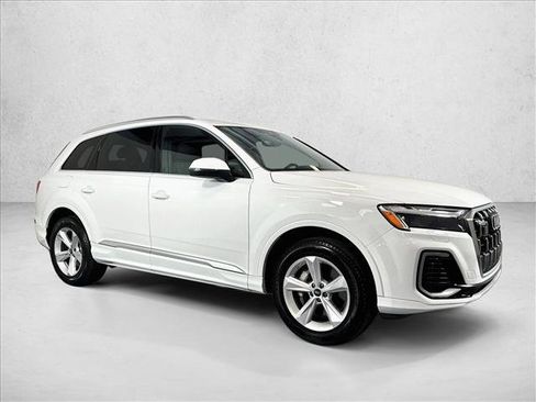 Used 2025 Audi Q7 2.0T Premium AWD/4WD image 3