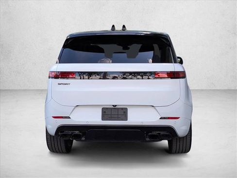 Used 2025 Land Rover Range Rover Sport Dynamic SE image 6
