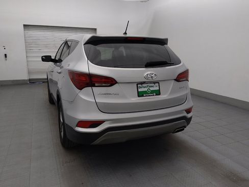 Used 2018 Hyundai Santa Fe Sport FWD image 6