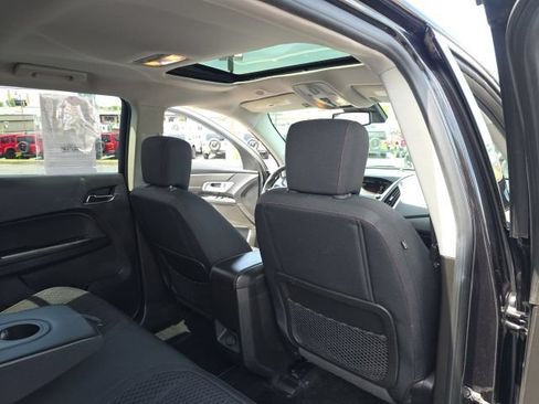 Used 2015 GMC Terrain SLE FWD image 44