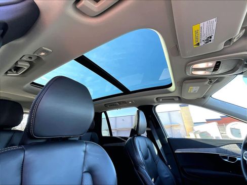 Used 2024 Volvo XC90 T8 Ultimate w/ Protection Package Premier image 25