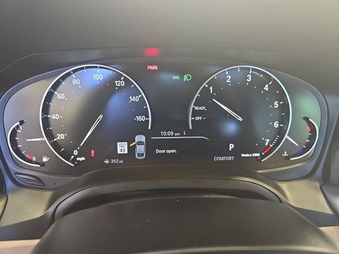 Used 2020 BMW 330i Sedan w/ Convenience Package RWD image 21