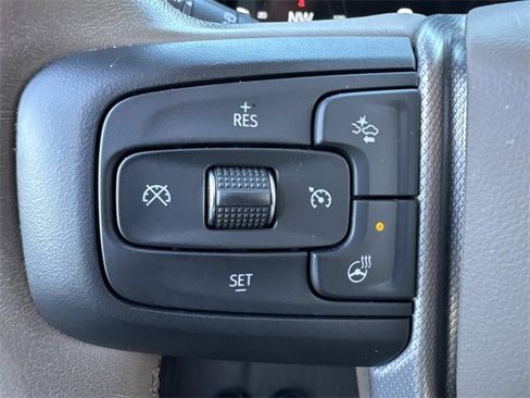 Used 2022 GMC Yukon XL Denali image 29