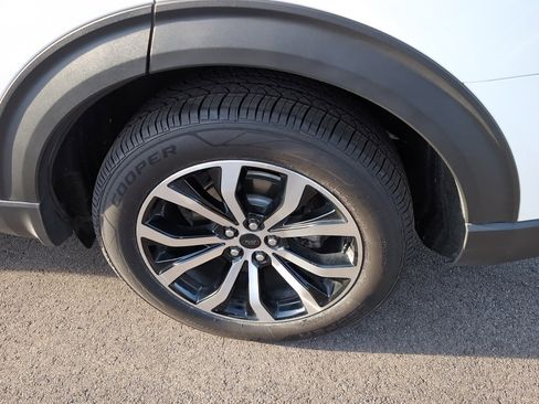 Used 2022 Ford Explorer ST image 54