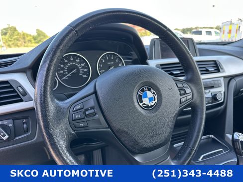 Used 2018 BMW 320i Sedan image 19