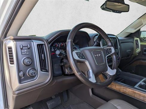 Used 2018 GMC Sierra 1500 SLT image 12