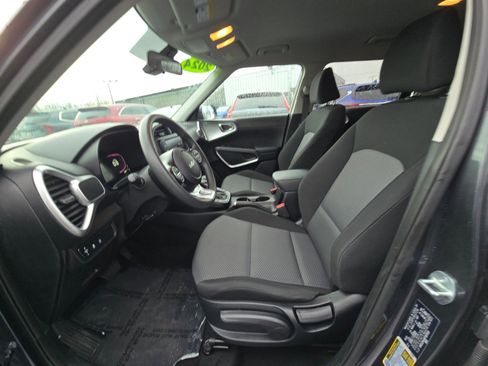 Used 2024 Kia Soul LX w/ Option Group 015 image 21