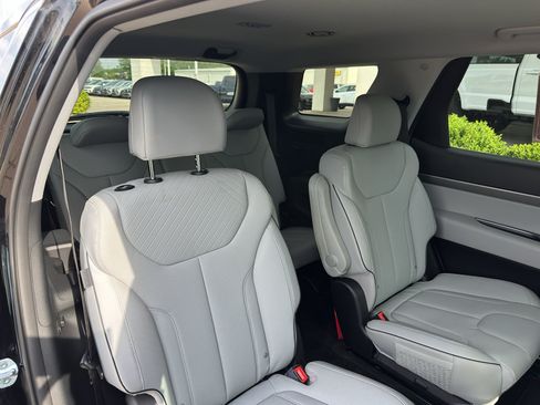 Used 2025 Hyundai Palisade SEL AWD/4WD image 33