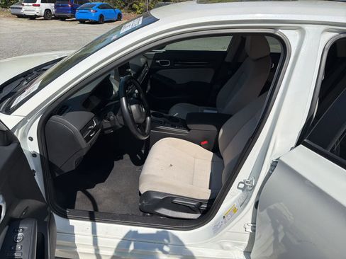 Used 2023 Honda Civic EX image 16