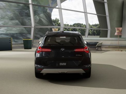 Used 2025 BMW X3 xDrive30i w/ Premium Package image 31